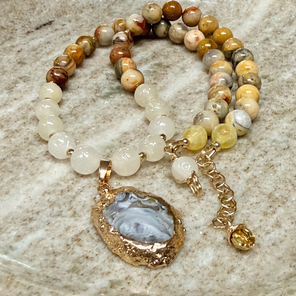 Natural Agate Gemstone Necklace With Geode Slice Pendant - Gold-Filled